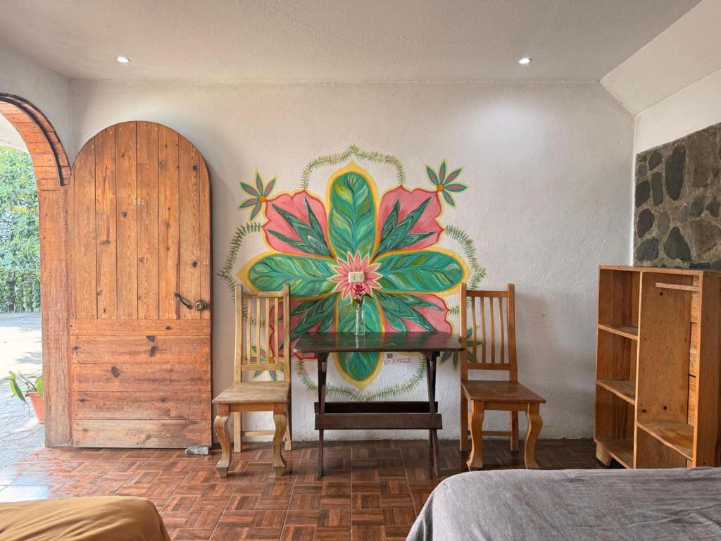 ELOA Atitlán - Habitación Familiar Con Baño Compartido