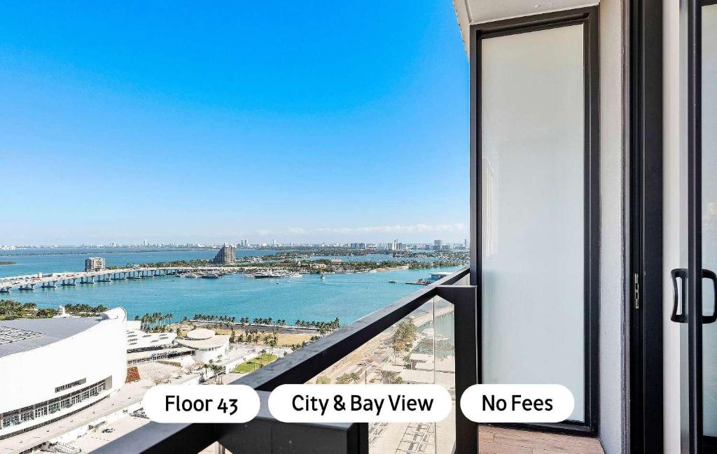 Nespecifikovaný výhled na moře nebo výhled na moře při pohledu z apartmánu