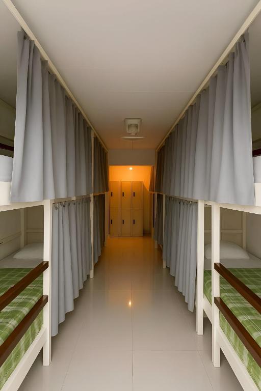 Green Sleep Hostel - 16