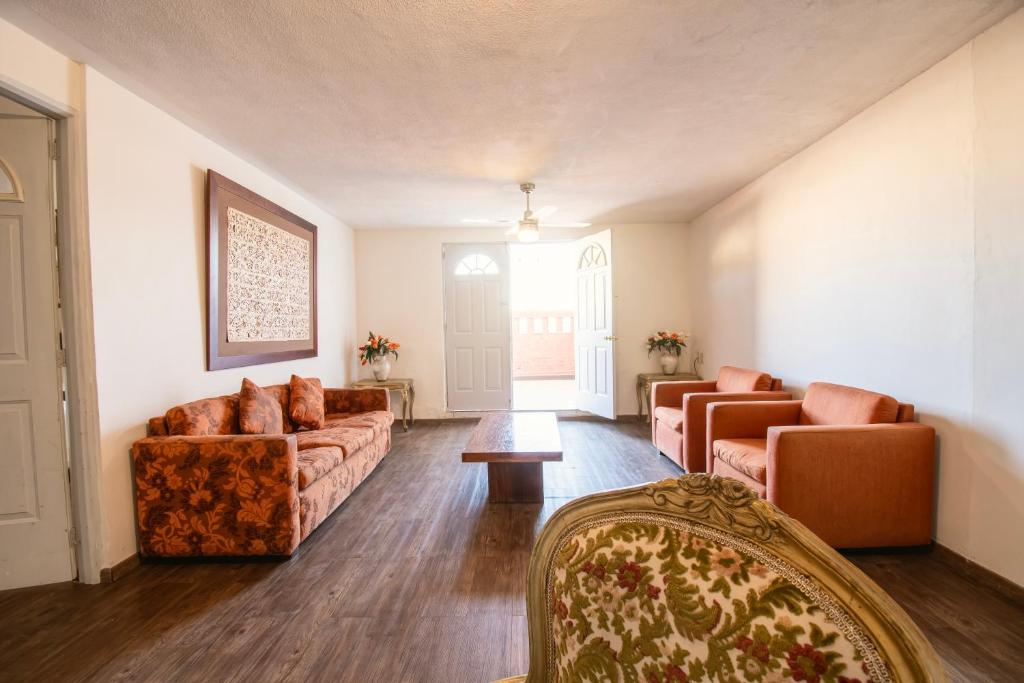 Hotel Argento Zacatecas - King Suite With Balcony
