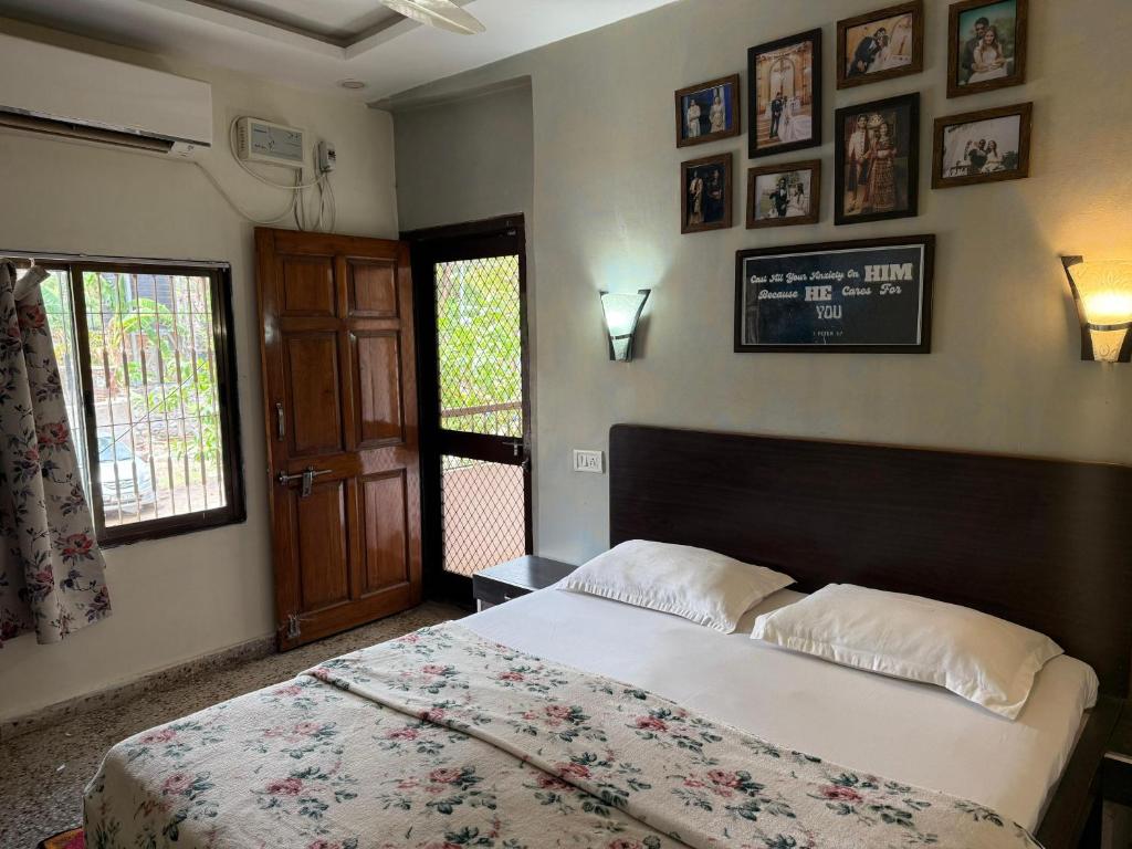 Postel nebo postele na pokoji v ubytování Sunset view homes