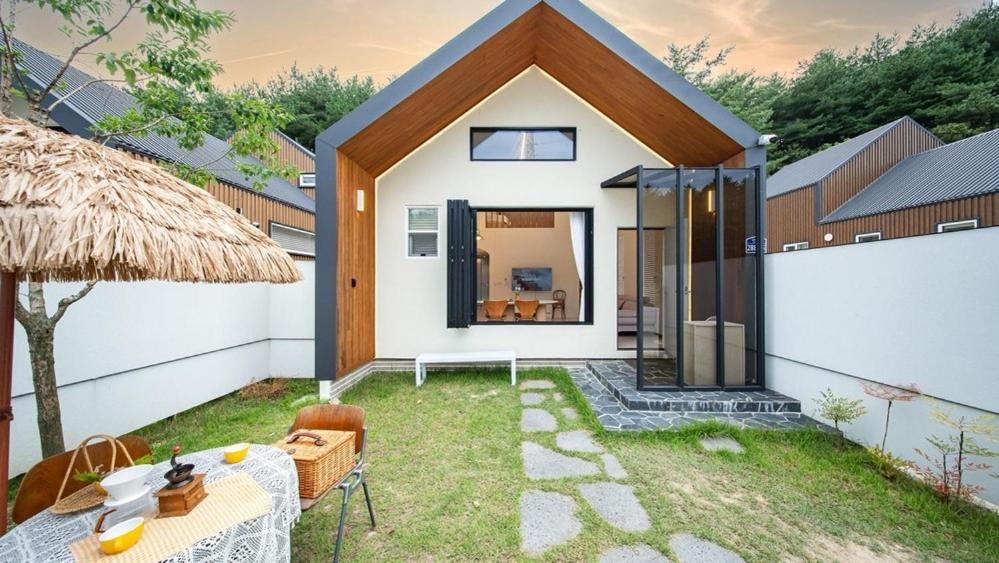 Budova, kde se penzion nachází