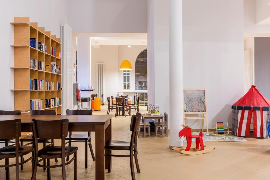 a&o Salzburg Hauptbahnhof - Resim 23