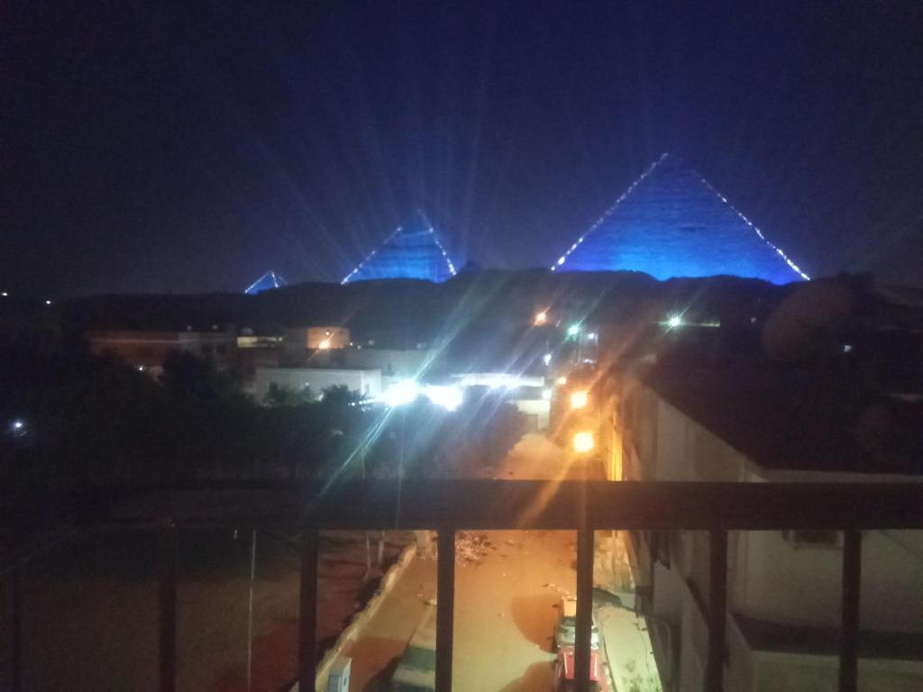 Foto sihtkohas Banī Ghālib asuva majutusasutuse Pyramiden view inn galeriist