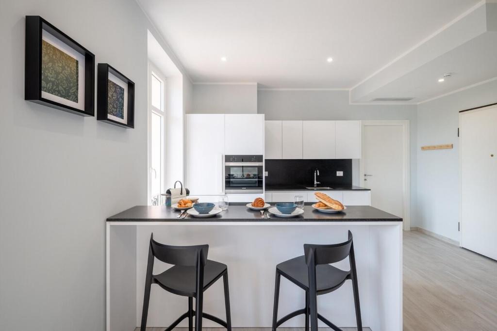 Η κουζίνα ή μικρή κουζίνα στο Le COQ Charlene - Monaco à 50m - New