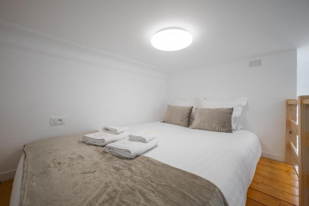 Postel nebo postele na pokoji v ubytování Le Coq Nido - WiFi - New - Historic residence