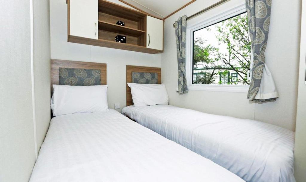 Mersea Island by Away Resorts - 