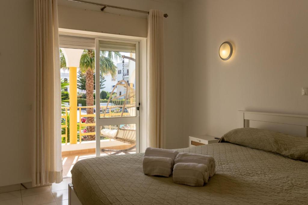 Pequeno Infante by Urban Beach Rentals