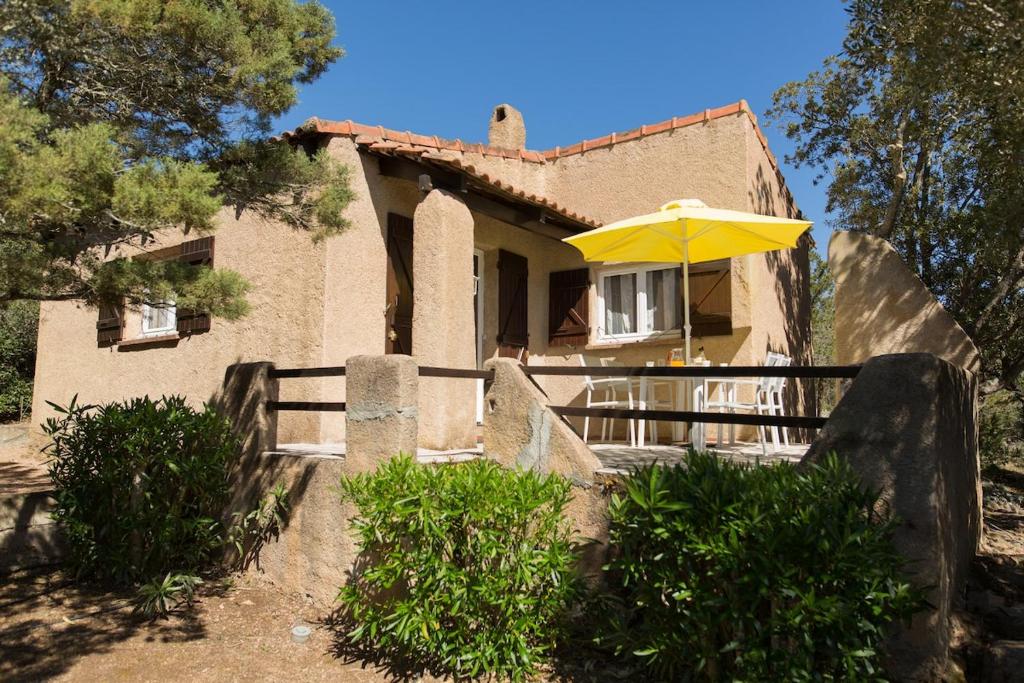 Villa Cala Rossa 45M2 4-5 pers Rondinara Bonifacio
