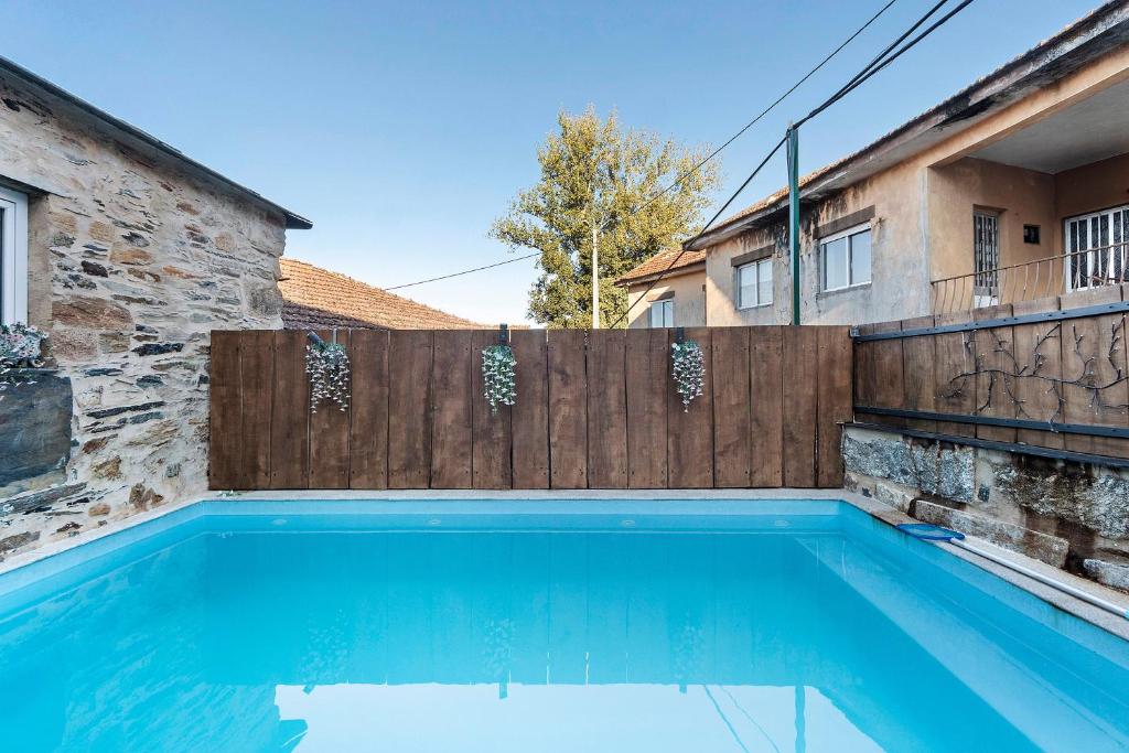 Πισίνα στο ή κοντά στο T3 Casa da Chica em Arouca