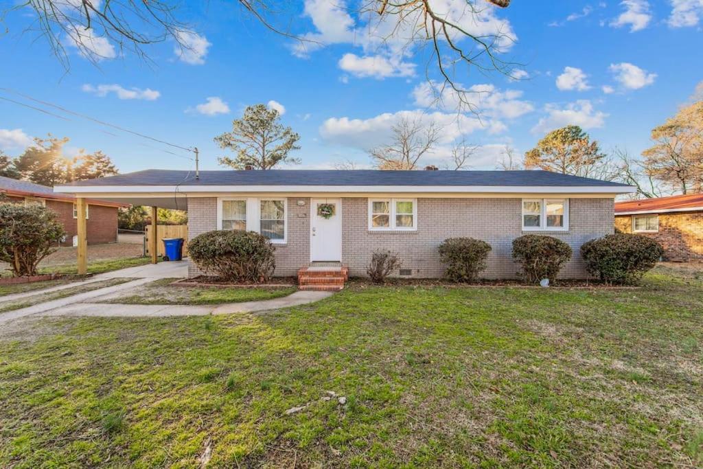 Το κτήριο όπου στεγάζεται  η παραθεριστική κατοικία