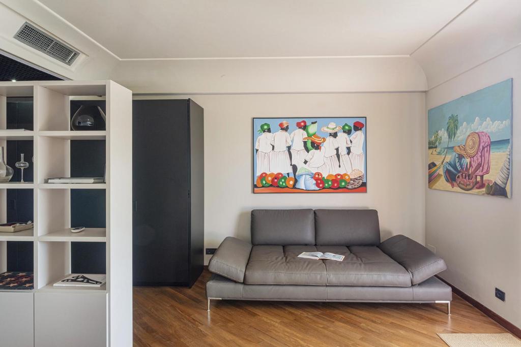 Beachfront Studio with Terrace by Wonderful Italy - One-Bedroom Apartment With Terrace