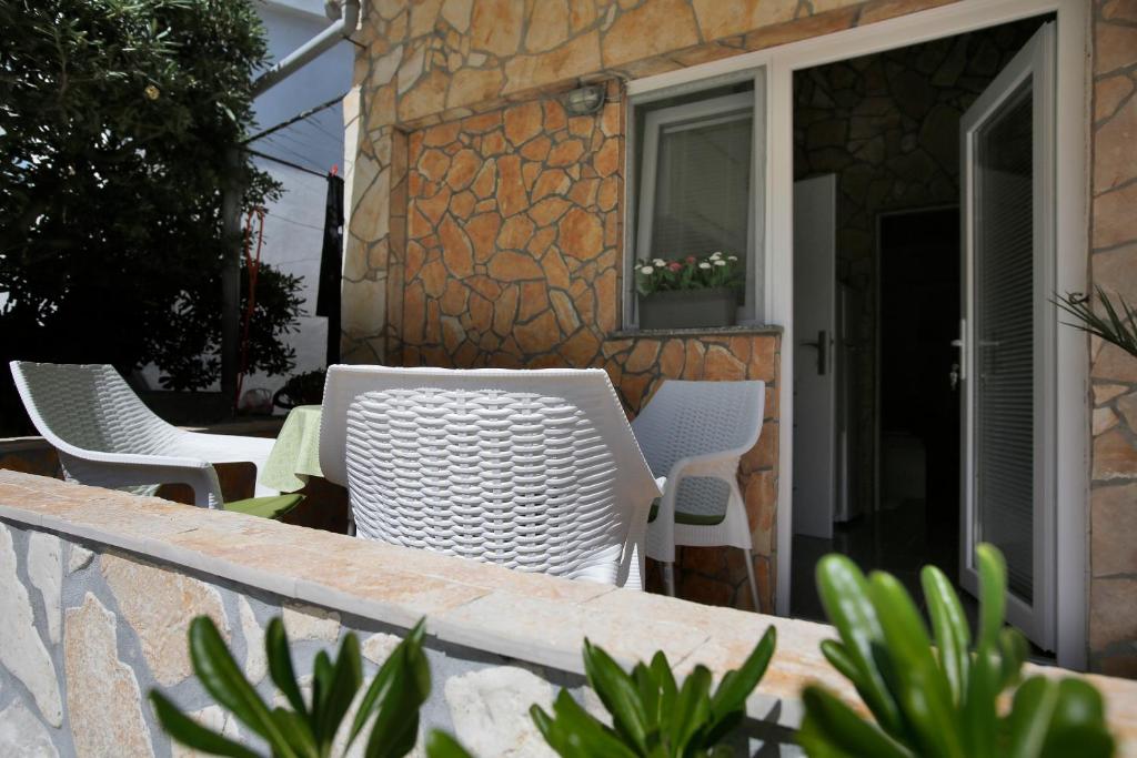 Posedenie v ubytovaní Apartments Pavlic