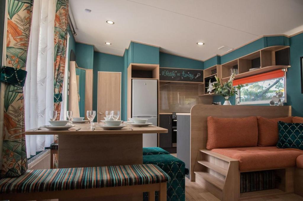 Mersea Island by Away Resorts - 
