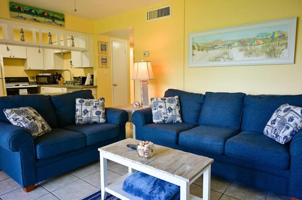 Imagem da galeria de Diplomat 220-21 em Cocoa Beach