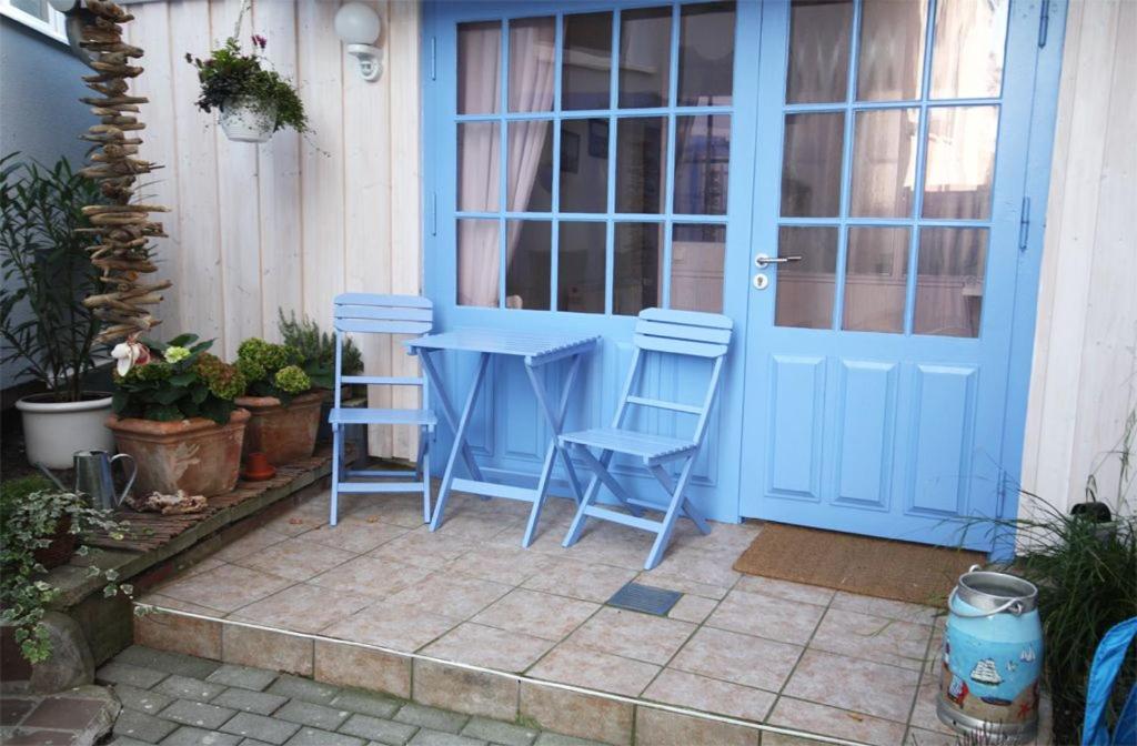 Φωτογραφία από το άλμπουμ του Warnemünde Ferienbungalow Diana 38559 στο Βαρνεμούντε