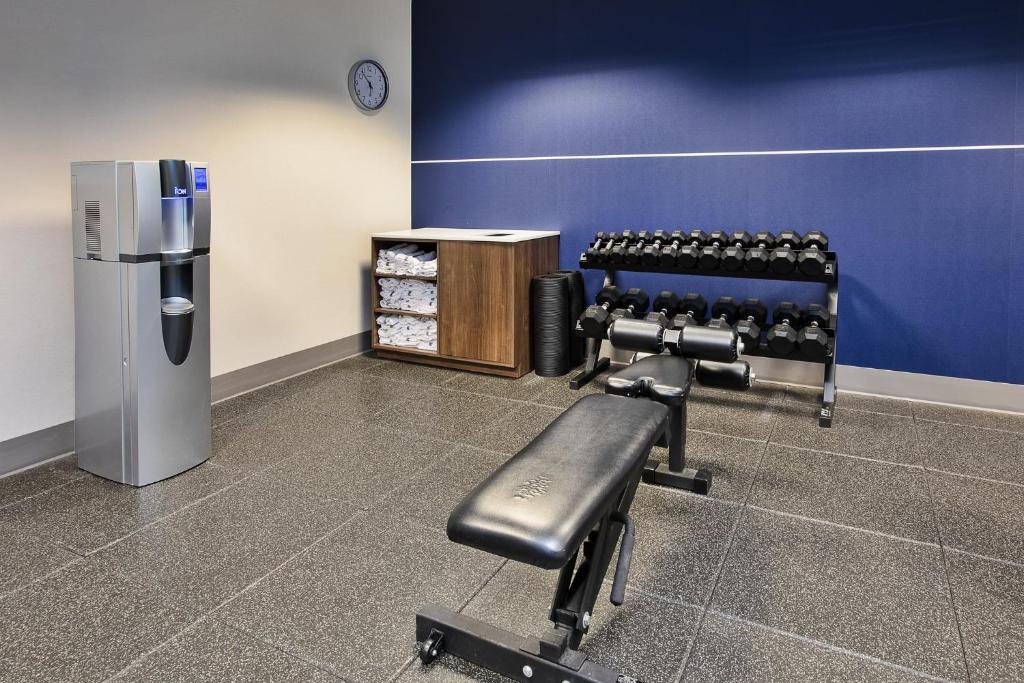 Holiday Inn Express & Suites Sioux Falls Southwest by IHG photo