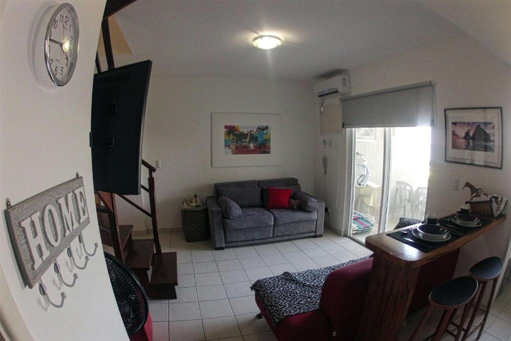  Beach Front Duplex Residence Service