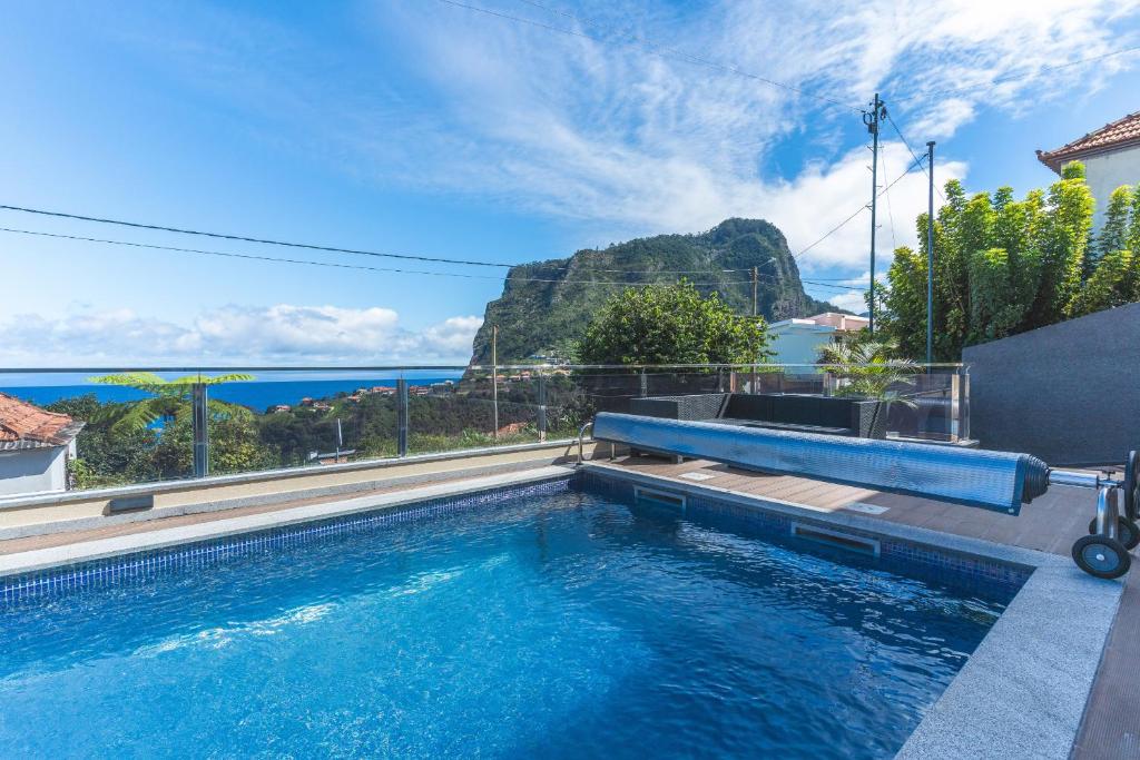 Πισίνα στο ή κοντά στο Villa Alves by Altlantic Holiday