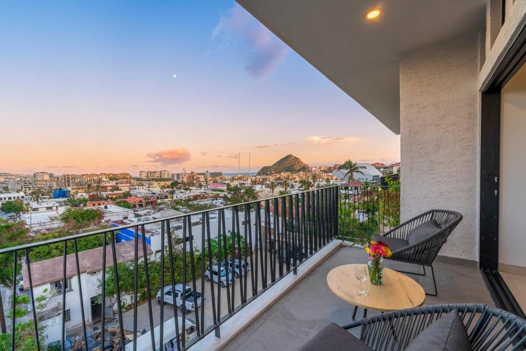 Balkón nebo terasa v ubytování Amazing Apartment - Terrace Overlooking the Marina