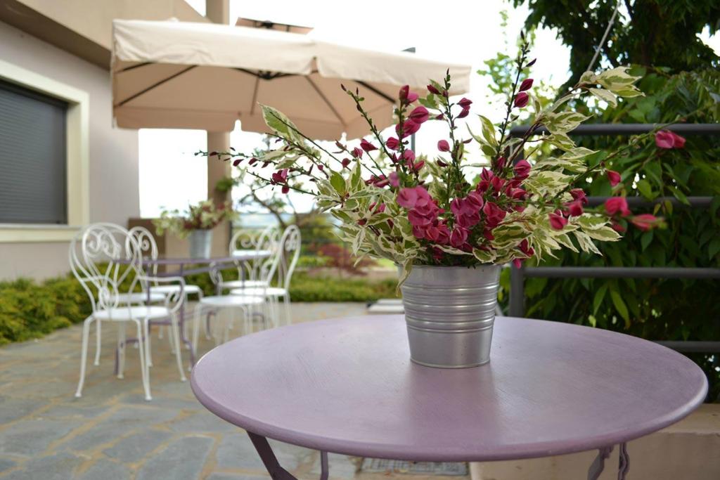 Ellopia Point Hotel - Resim 24