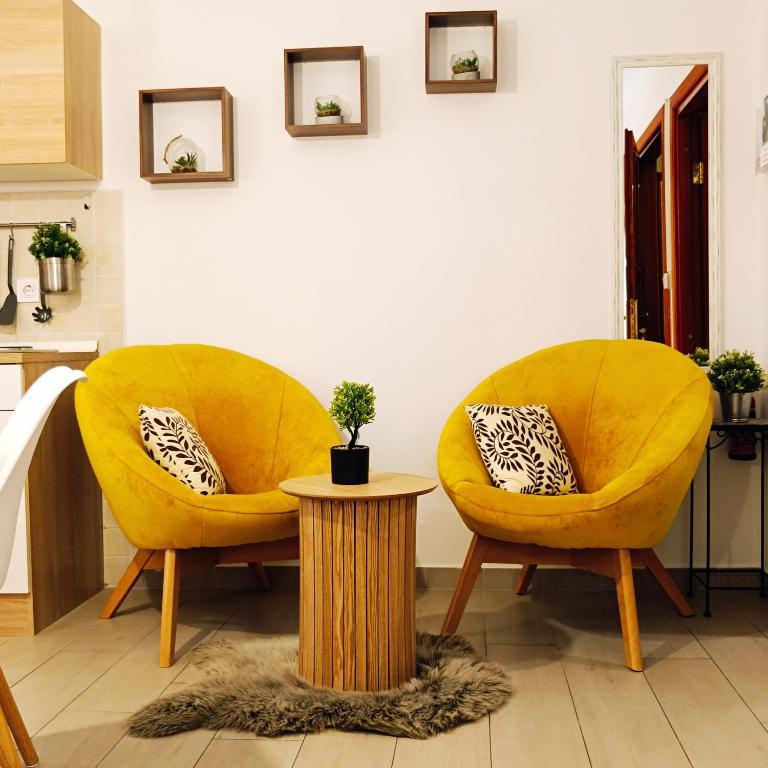 Apartments & Rooms As - Studio