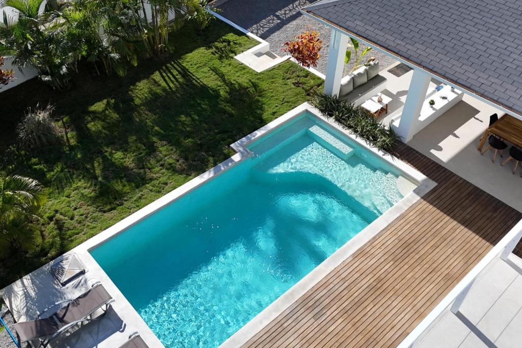 Πισίνα στο ή κοντά στο Villas Riviera