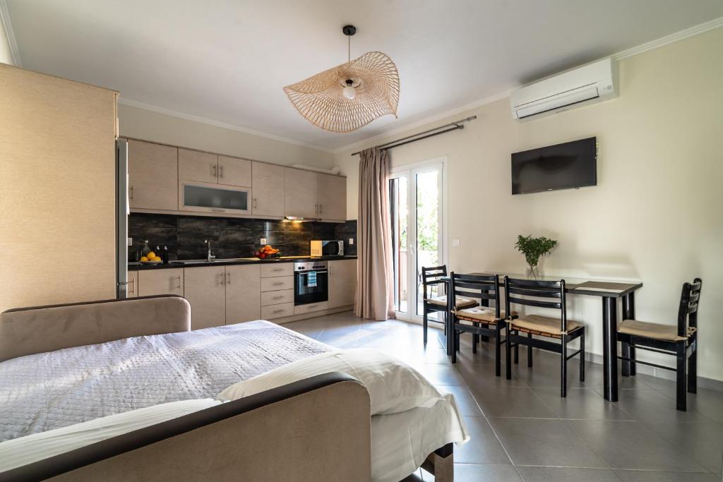 Emily Apartments - 11