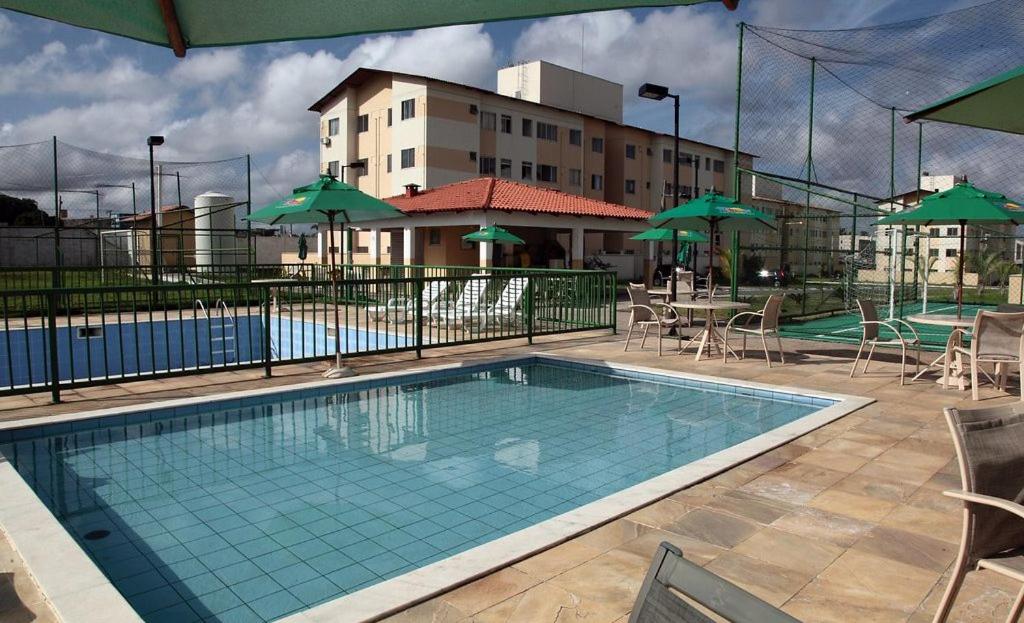 Swimmingpoolen hos eller tæt på Apartamento Salinas COP30