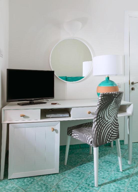 Relais Maresca Luxury Small Hotel & Terrace Restaurant - 3