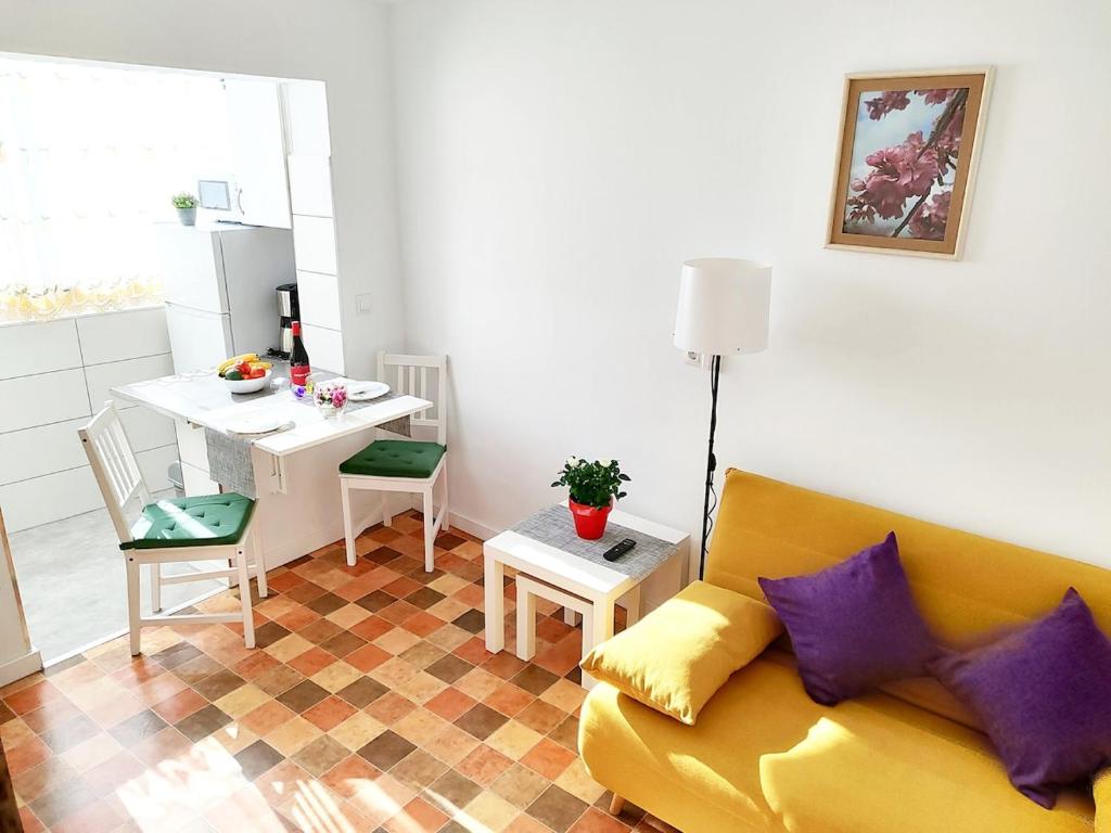 Χώρος καθιστικού στο Encantador Estudio en Altea