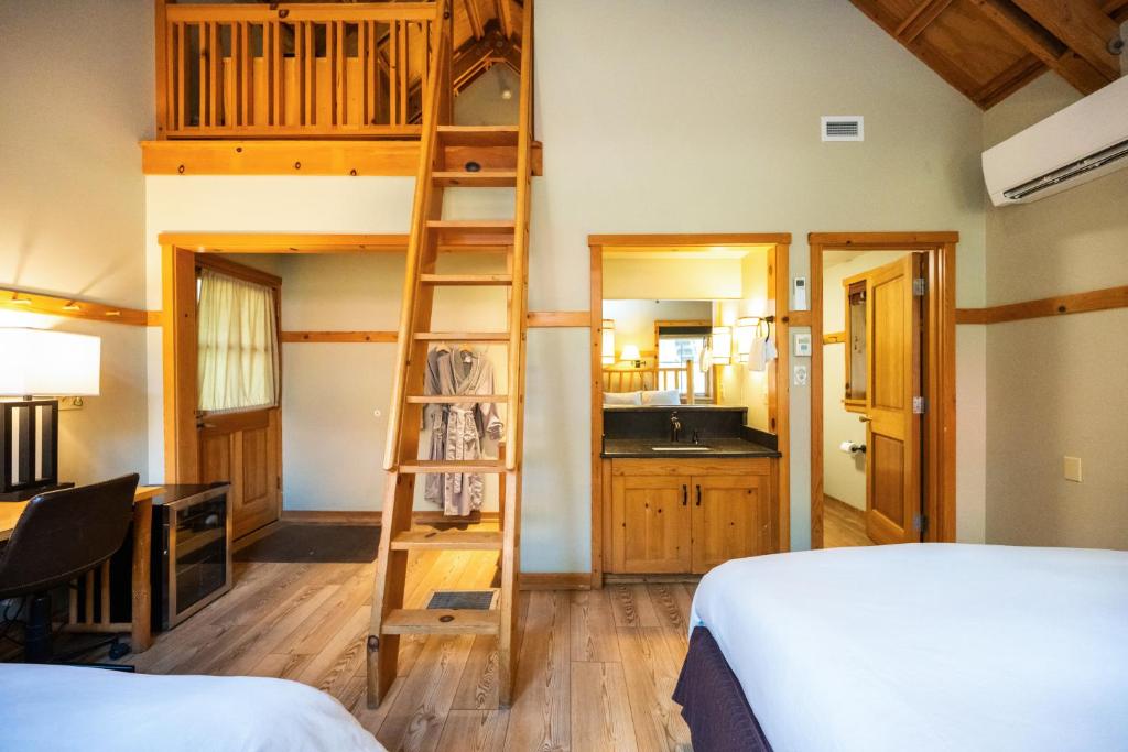 Sleeping Lady Mountain Resort - 