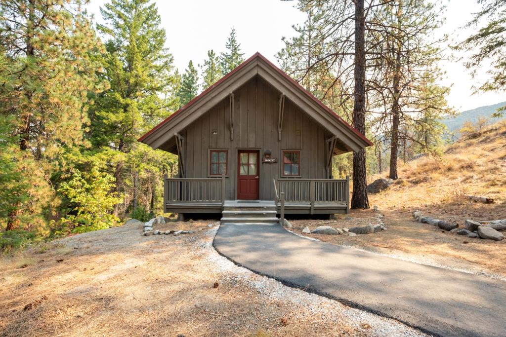 Sleeping Lady Mountain Resort - 