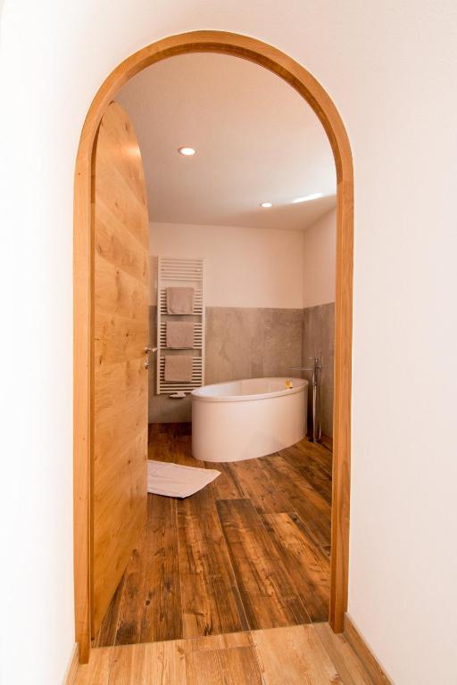 Baðherbergi á Haus Arnold - Privatzimmer und Ferienwohnungen