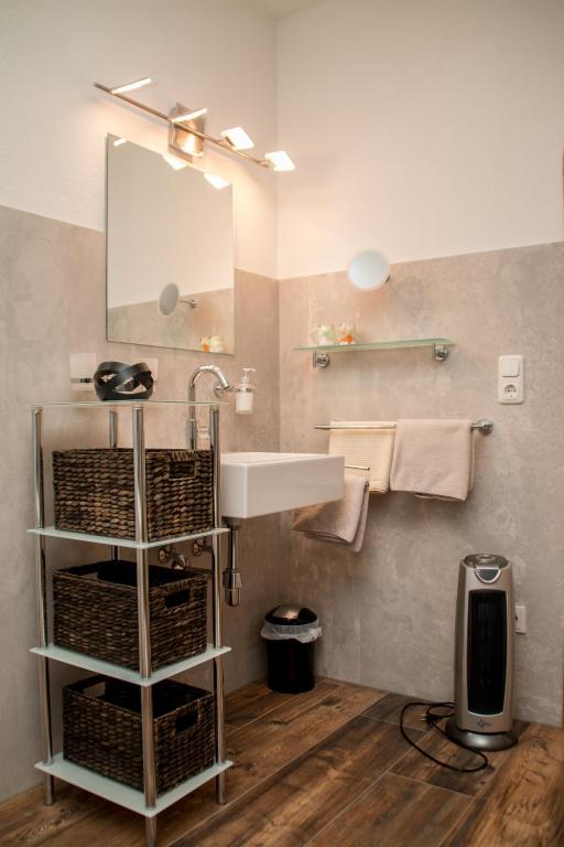 Baðherbergi á Haus Arnold - Privatzimmer und Ferienwohnungen