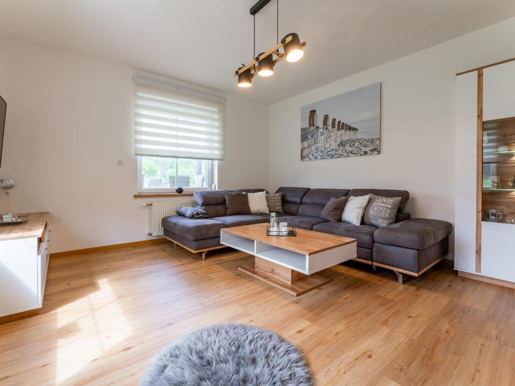 Gallery image of Tina in Wurdach