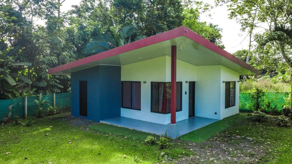 Zahrada ubytování Casa Lopez - Modern house in a natural setting