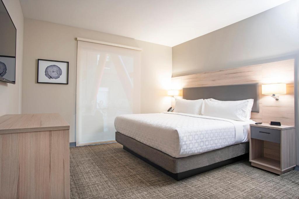 Candlewood Suites - Guadalajara Galerias by IHG - Suite Met 1 Slaapkamer En Kingsize Bed
