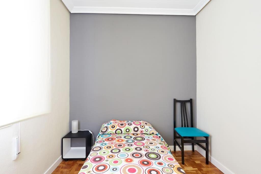 Postel nebo postele na pokoji v ubytování Acà Y Allà Apartamento Alfonso El Batallador