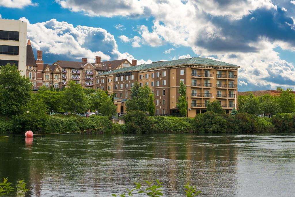 Oxford Suites Spokane Downtown, Spokane – Updated 2024 Prices