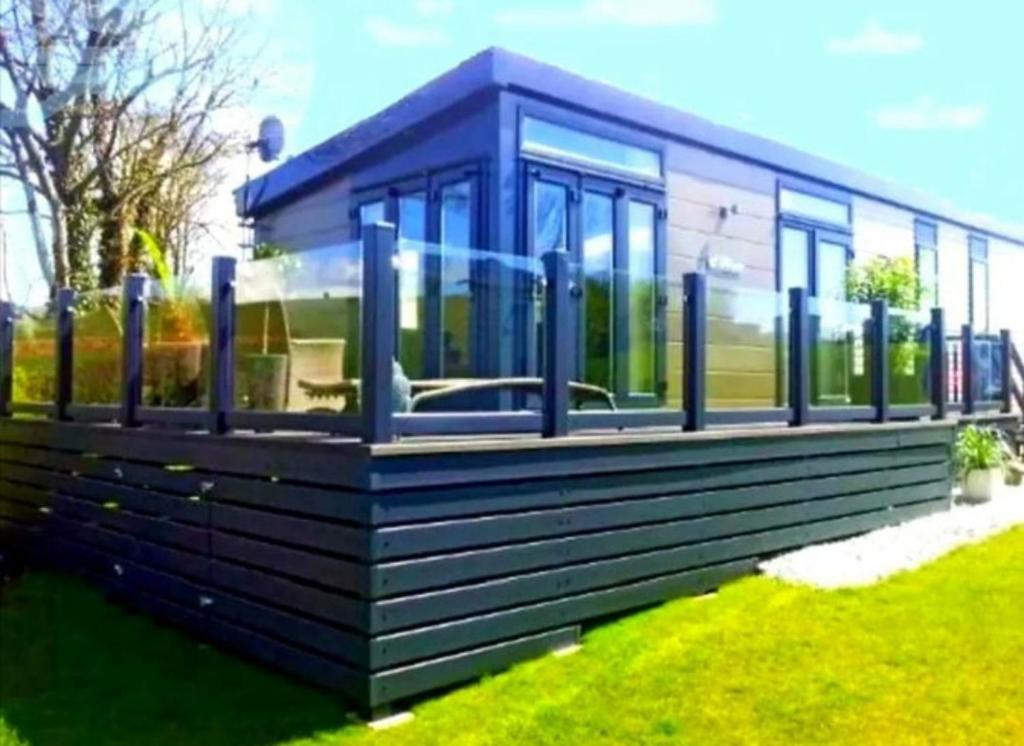 En have udenfor E68 Durdle Door Holiday Park