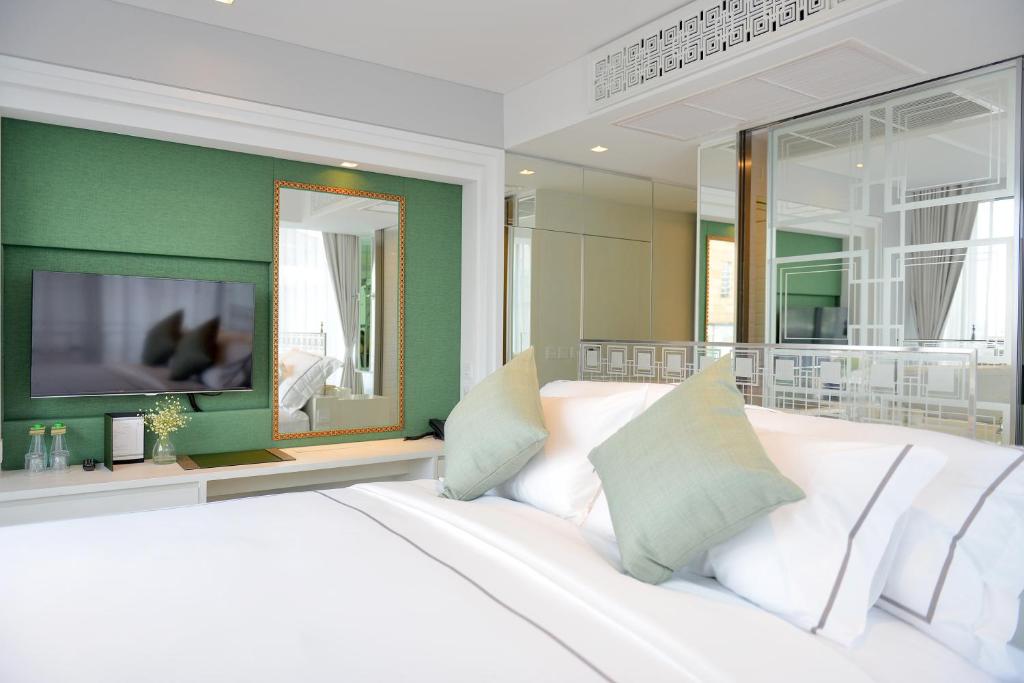 Riva Arun Bangkok - 2