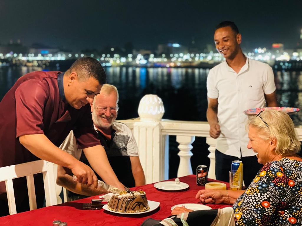 Επισκέπτες που μένουν στο West side guest house