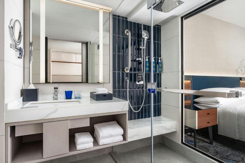 Four Points by Sheraton Bangkok, Sukhumvit 22 - 3