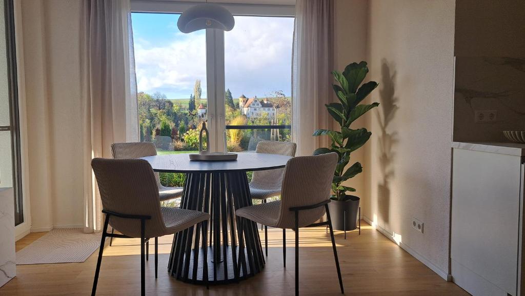 Fotografie z fotogalerie ubytování Wohnung mit Schlossblick, 65 qm - ruhig & idyllisch 