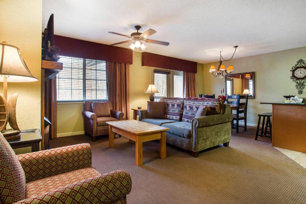 Bluegreen Vacations Blue Ridge Village, an Ascend Resort - 