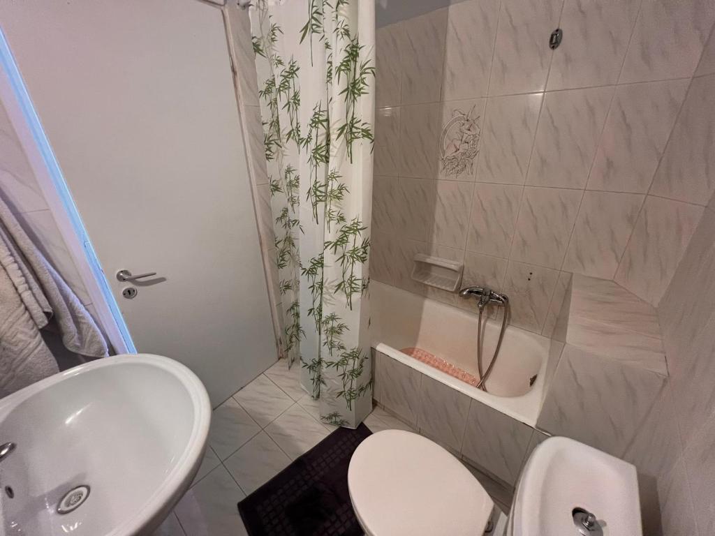 Koupelna v ubytování Nikos Family Apartment Milos