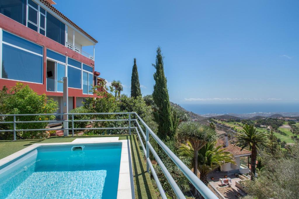 Swimmingpoolen hos eller tæt på Villa Bandama Golf