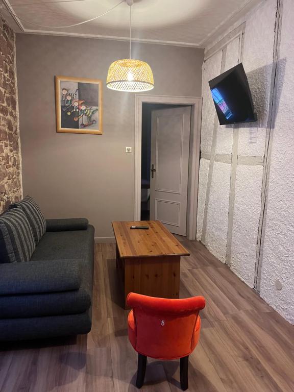 Hôtel SPA Au Cheval Blanc - Chambres climatisées – photo 15