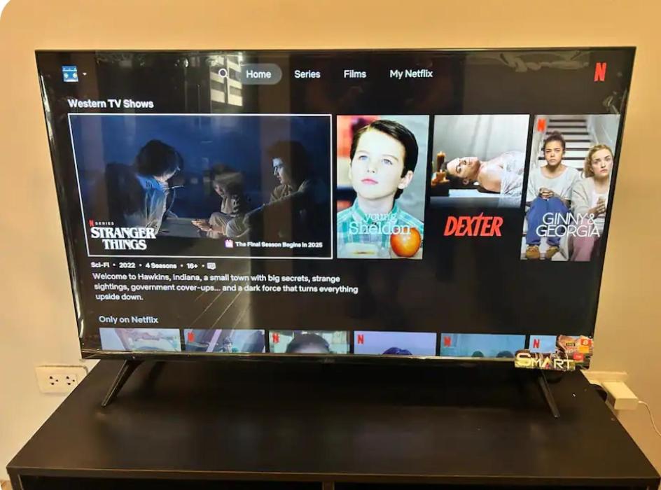 Μια τηλεόραση ή/και κέντρο ψυχαγωγίας στο Stay At Omari